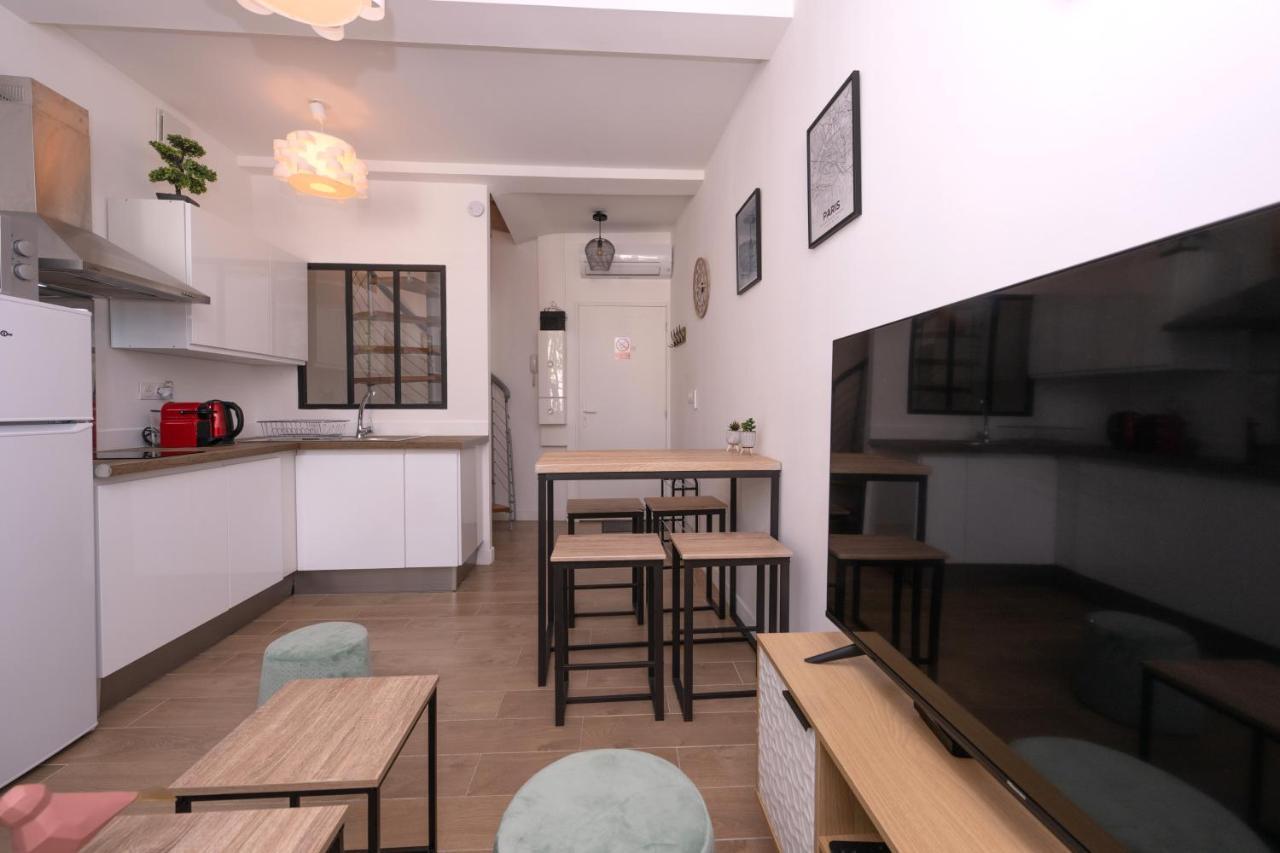 Le Nostradamus - Magnifique Appartement Cours Principal Plein Centre Avec Parking Salon-de-Provence Exterior photo