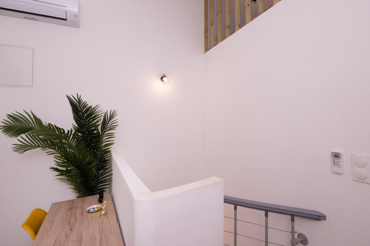 Le Nostradamus - Magnifique Appartement Cours Principal Plein Centre Avec Parking Salon-de-Provence Exterior photo
